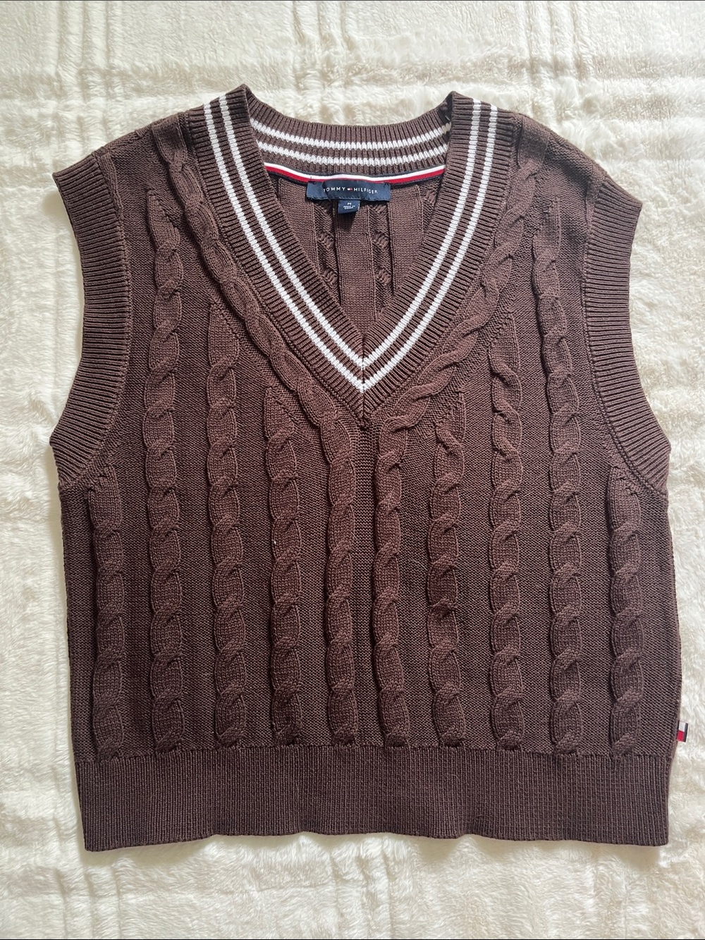 Tommy Hilfiger Chocolate Brown Cable-Knit V-Neck Sweater Vest with White Trim